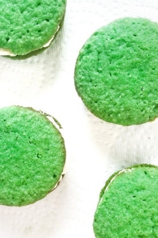 Keto St. Patrick's Whoopie Pies