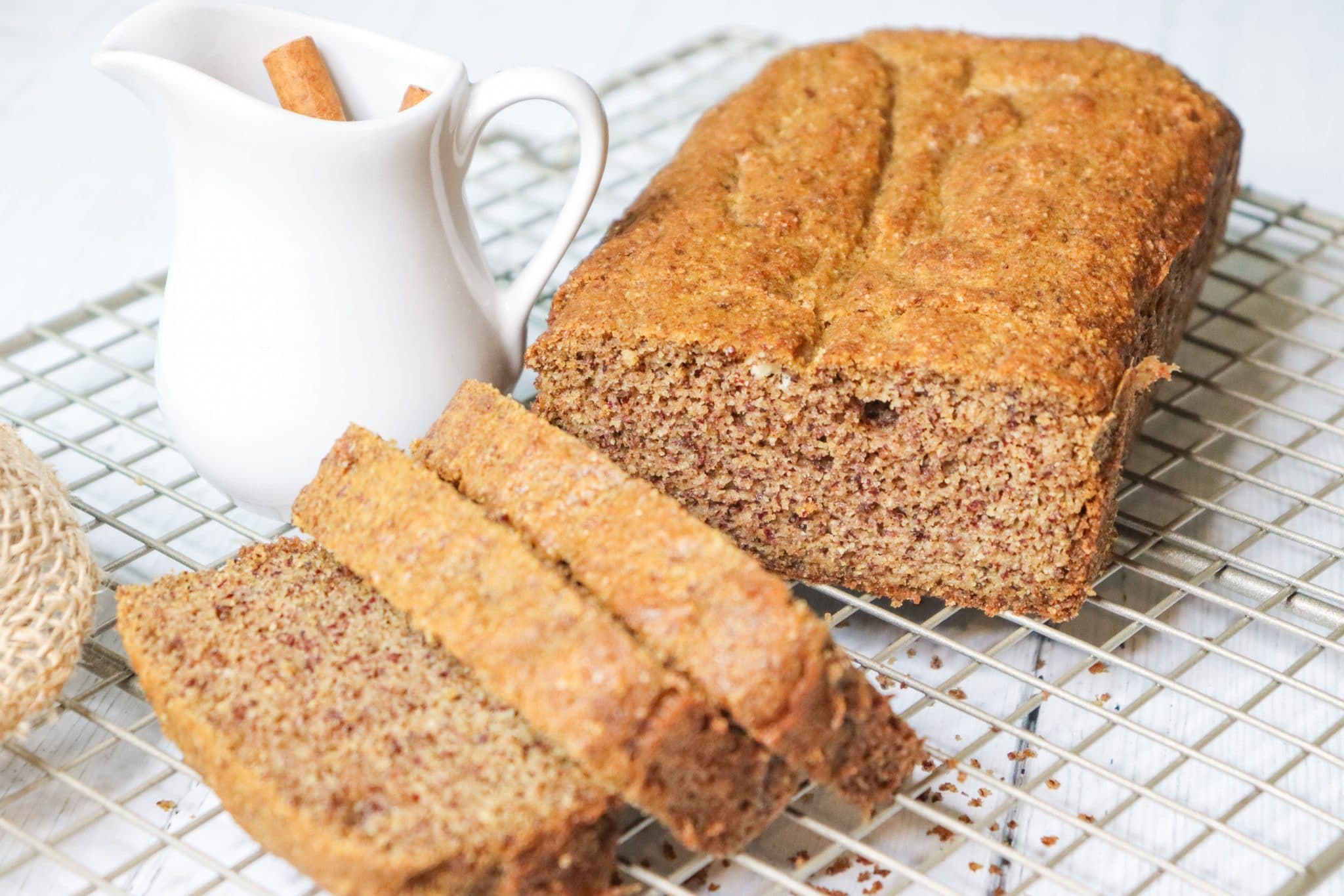 Easy Keto Spice Cake (Sugar Free, Gluten Free, Low Carb Easy Keto Spice Cake (Sugar Free, Gluten Free, Low Carb