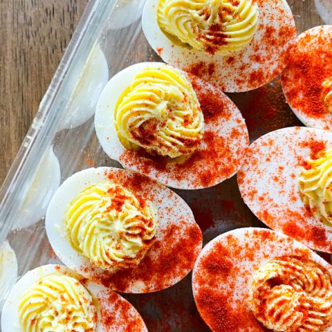 easy keto deviled eggs with smoked paprika