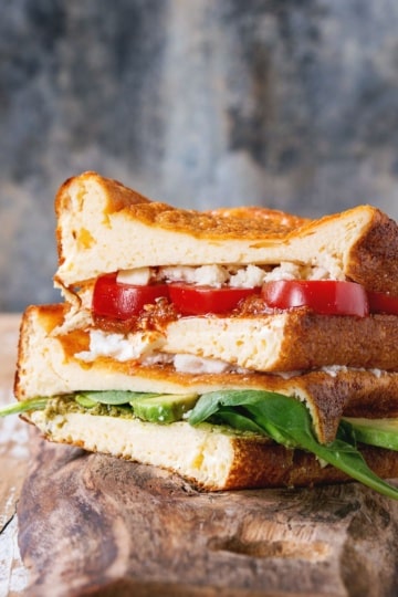 low carb sandwich bread on a cutting board