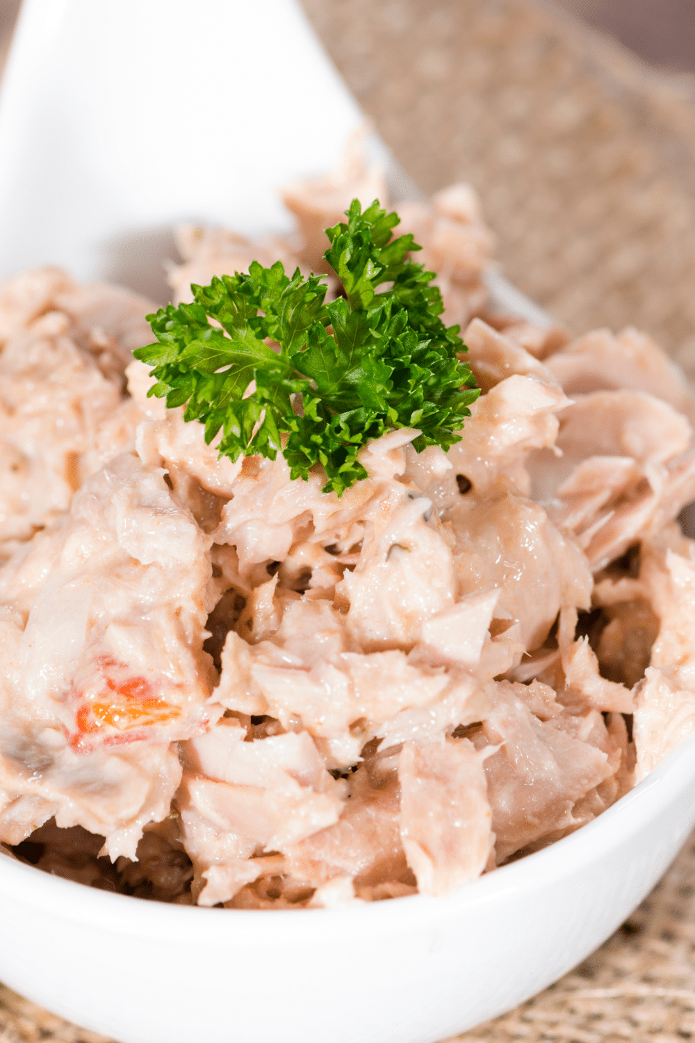 A delightful blend of canned tuna, mayonnaise, and Trader Joe’s Seaweed Snacks. This sea-focused option is simple to prepare and offers a unique crunch from the seaweed, along with a protein boost from the tuna.