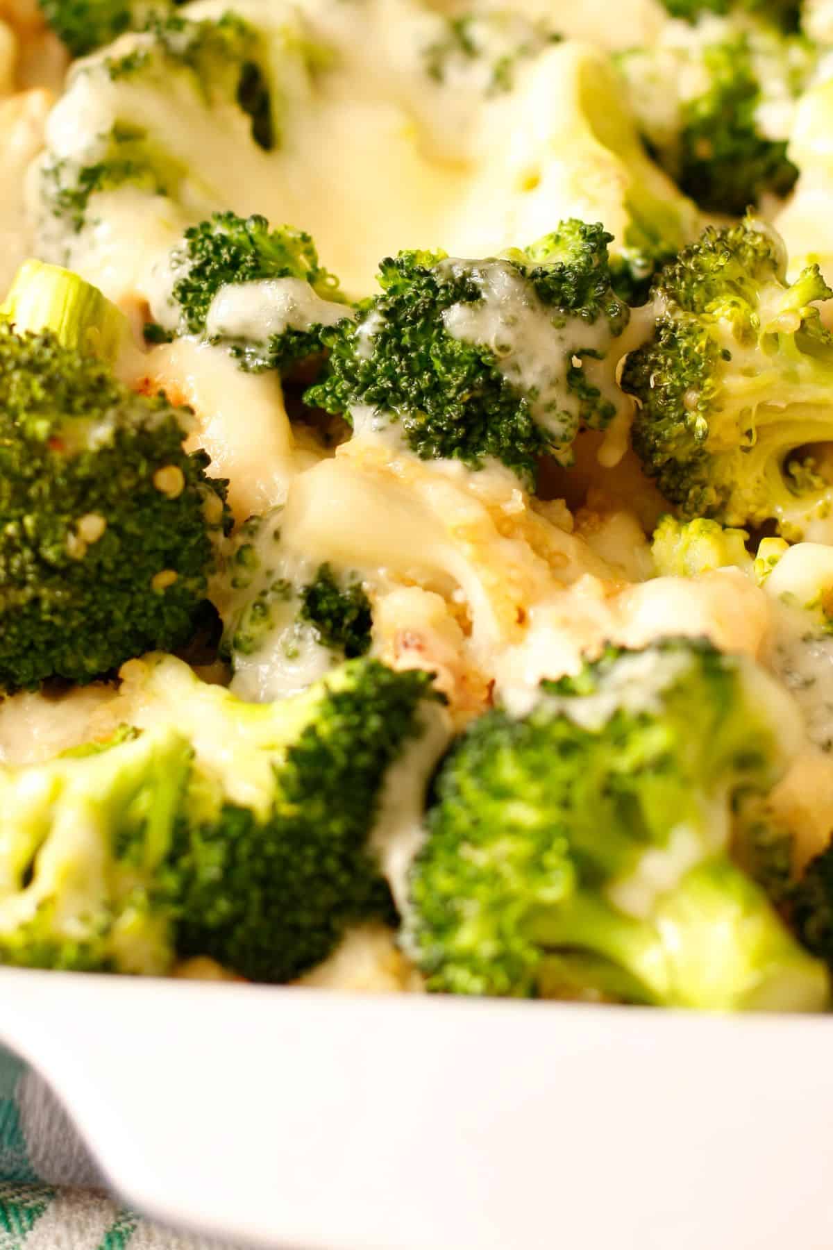 cheesy broccoli chicken casserole for a easy keto chicken casserole recipe idea