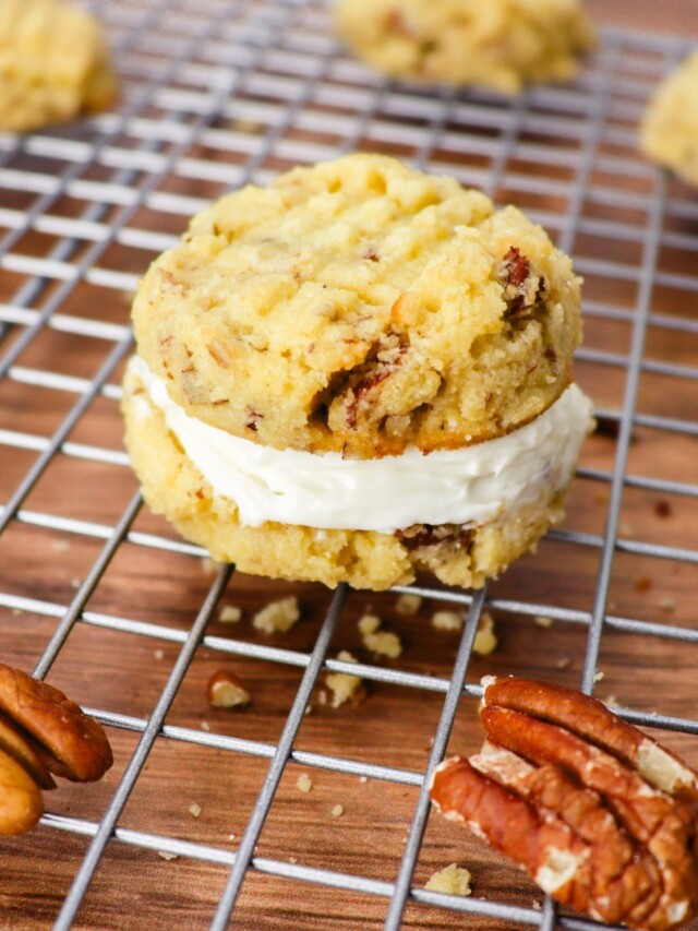 Keto Pecan Cookies With Cream Cheese Filling