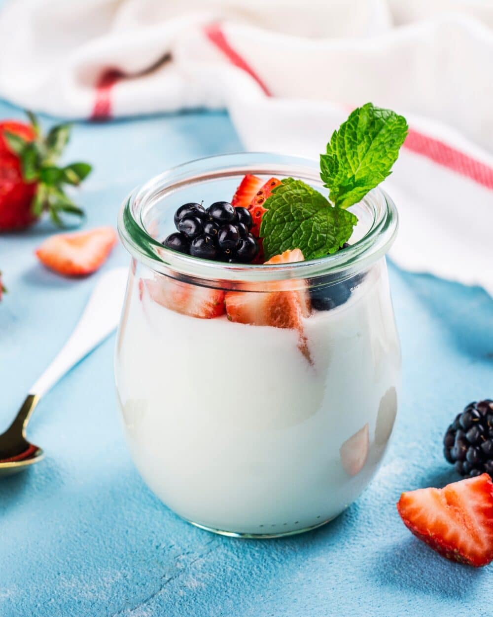 Quick & Easy Mediterranean Breakfast Idea like a Greek yogurt parfait