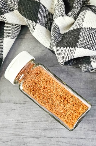 keto burger seasoning mix in a spice jar