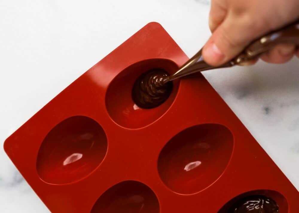 making chocolate shells in egg silicone mold