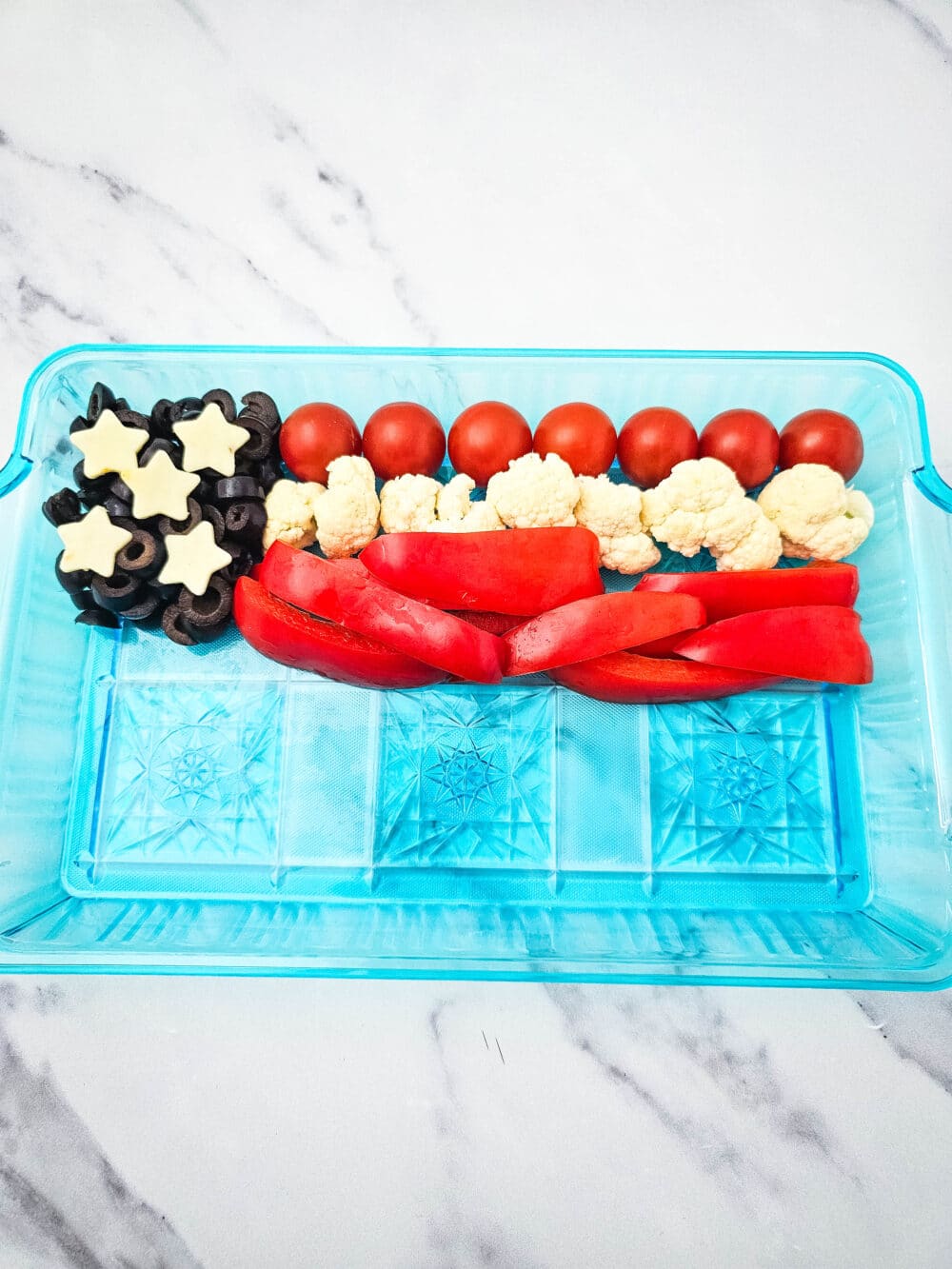 lining tray with vegetables to look like an American flag