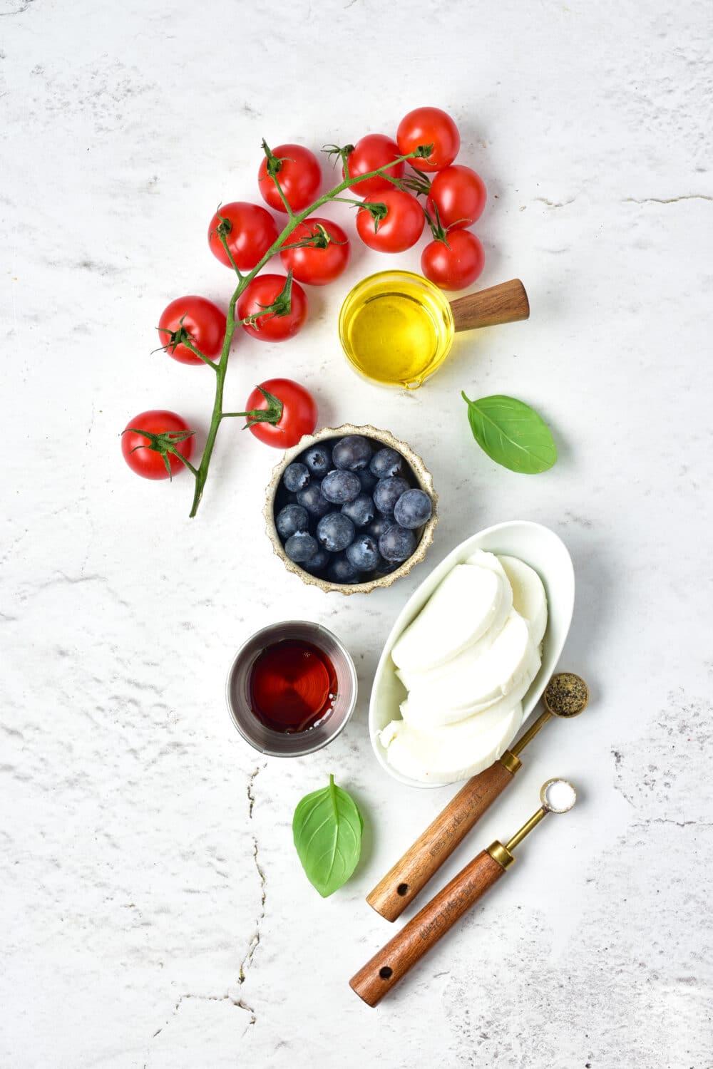 ingredients for caprese salad